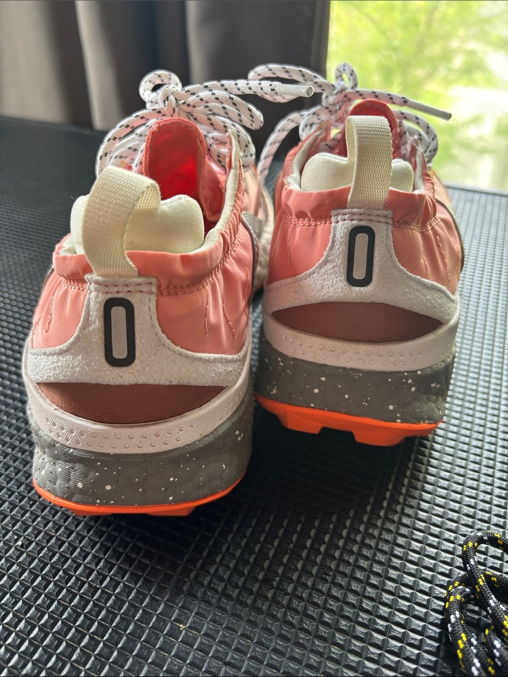 Stella McCartney Adidas sneakers - Picture 4 of 9